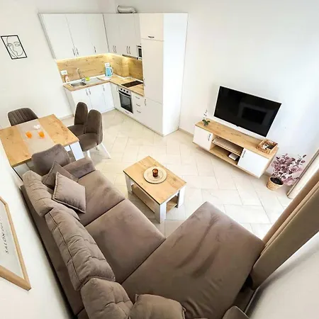 Durres By As Apartamento Golem (Tirana)
